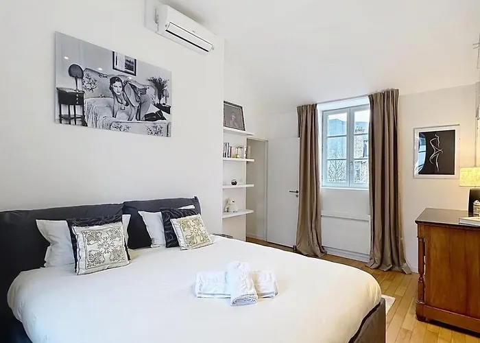 So Guest- Pepite De Charme Proche Cathedrale, Climatisation Parking